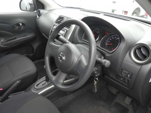 2012 NISSAN TIIDA LATIO